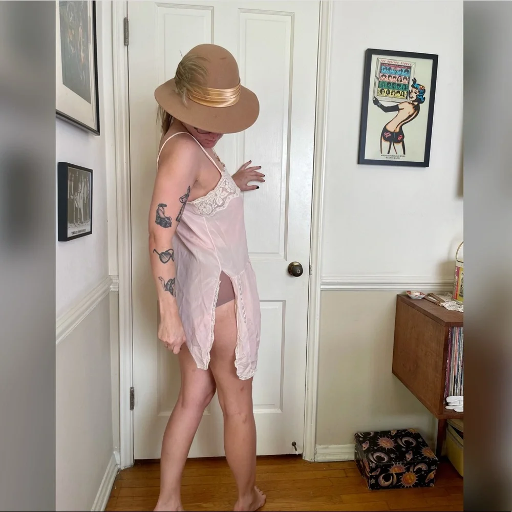 20s Vintage Flapper Pink Silk Step-In - Picture 2 of 16